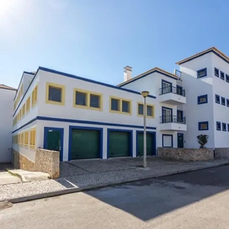 Al Apartment